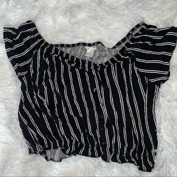 H&M size M crop top - Picture 3 of 3